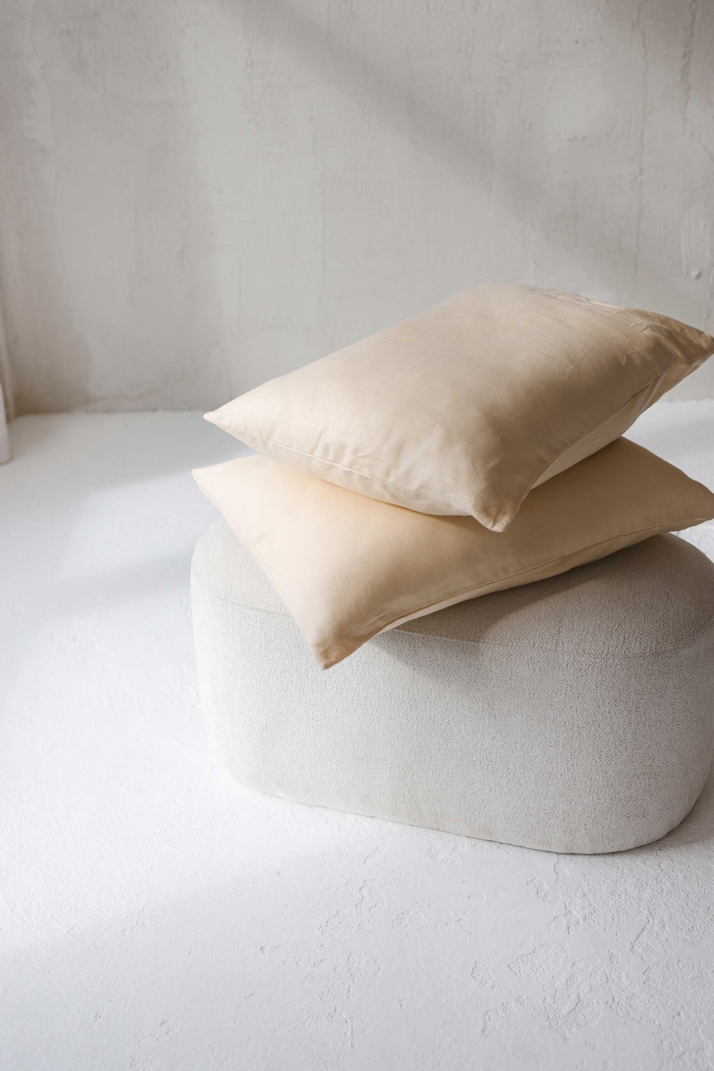 Soft Linen Pillowcase with Envelope Closure